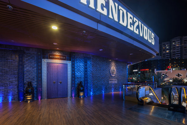 广东深圳集结号音乐餐吧设计实景